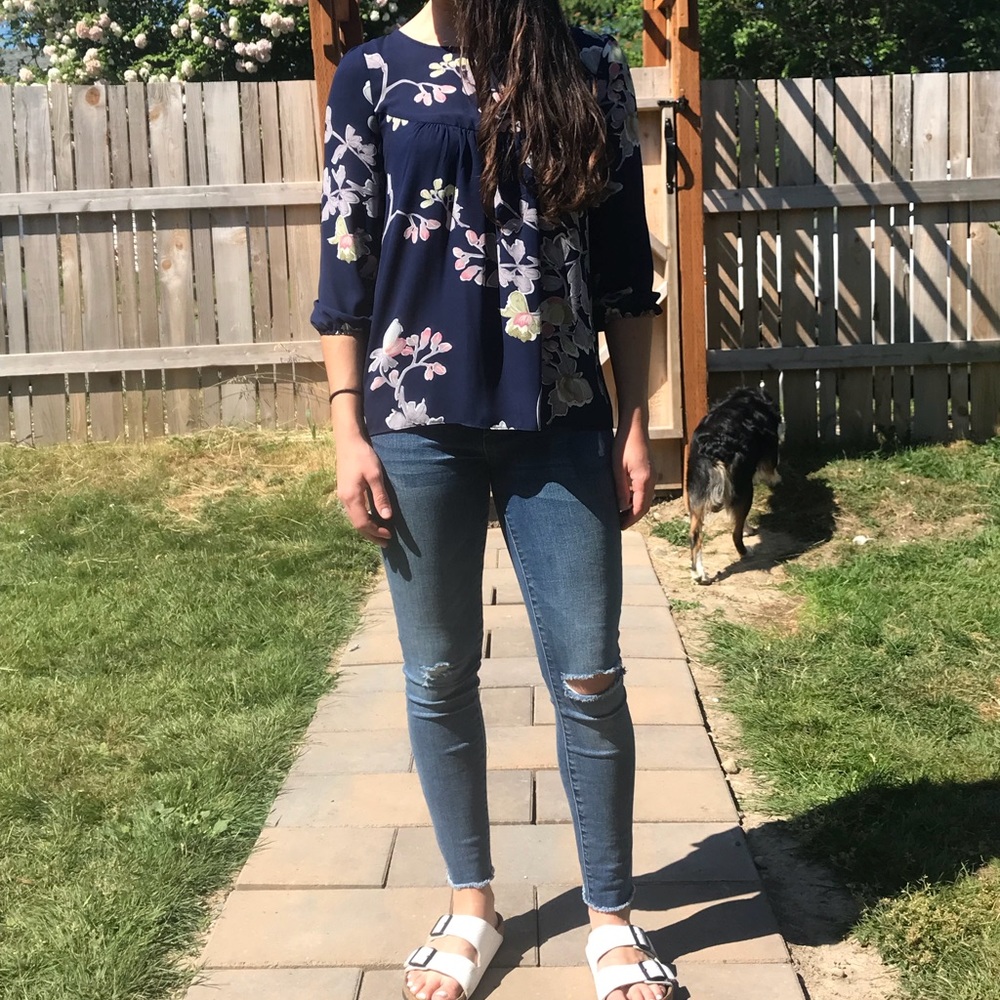 Super cute floral print top from Anthropologie.